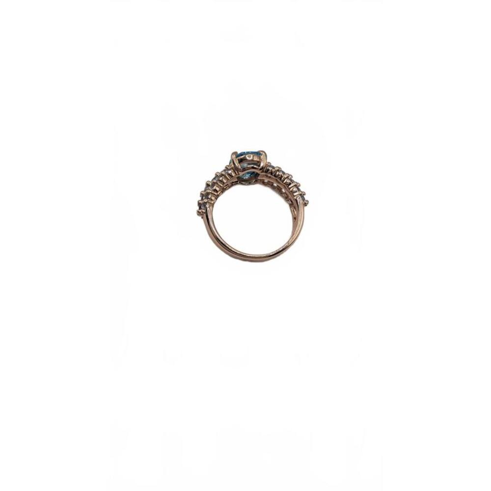 Elegant Blue Topaz Ring with Silver Accents Size 7 - Picture 3 of 7